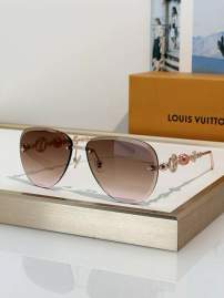 Picture of Louis Vuitton Sunglasses _SKUfw81854754fw